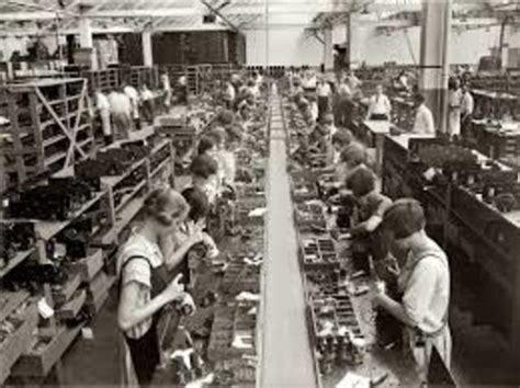 From Assembly Lines to High-Tech Solutions: The Evolution of American Industry