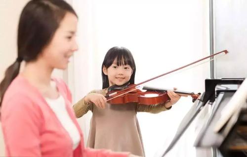 What is difference between a child who is learning to play an instrument and a child who has never taught one?
